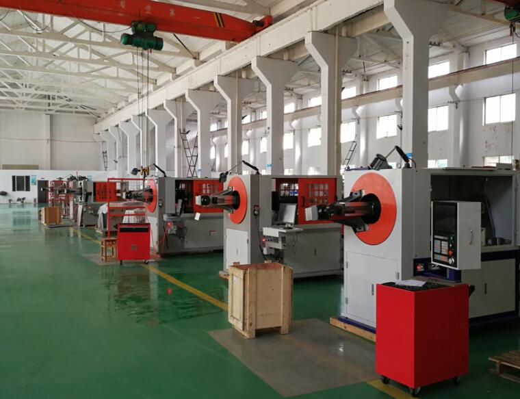 線材折彎機(jī)為什么分為轉(zhuǎn)頭、轉(zhuǎn)線、無凸輪三種結(jié)構(gòu)？